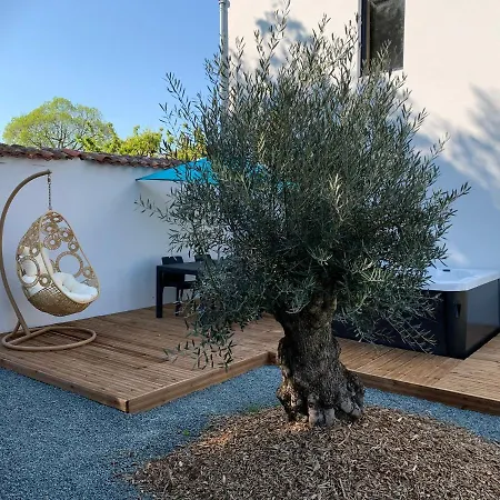La Batisse Chalou D'aunis